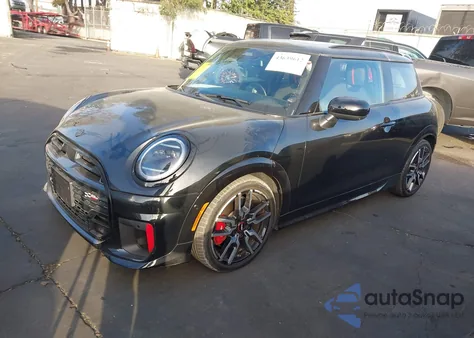 2025 Mini Hardtop Jcw z USA, uszkodzony, nr VIN WMW33GD01S2W88778